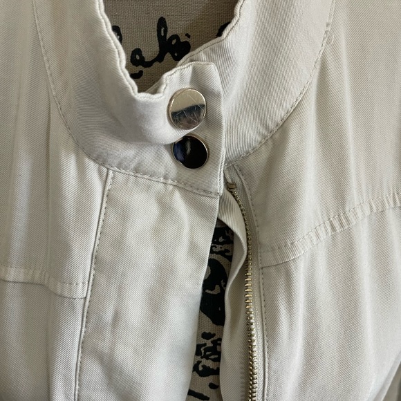 Utility jacket - Picture 8 of 9